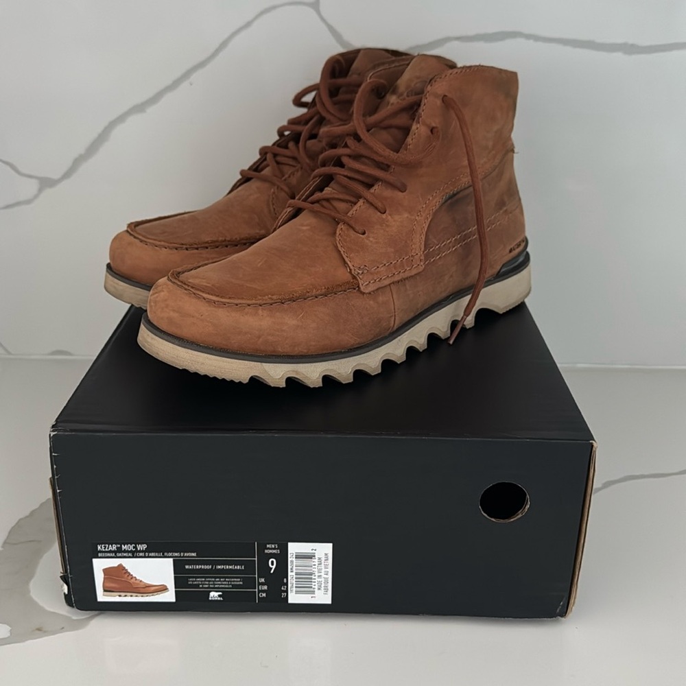 Sorel Size 9 Kezar Moc WP Waterproof Boots.  Make me an Offer.